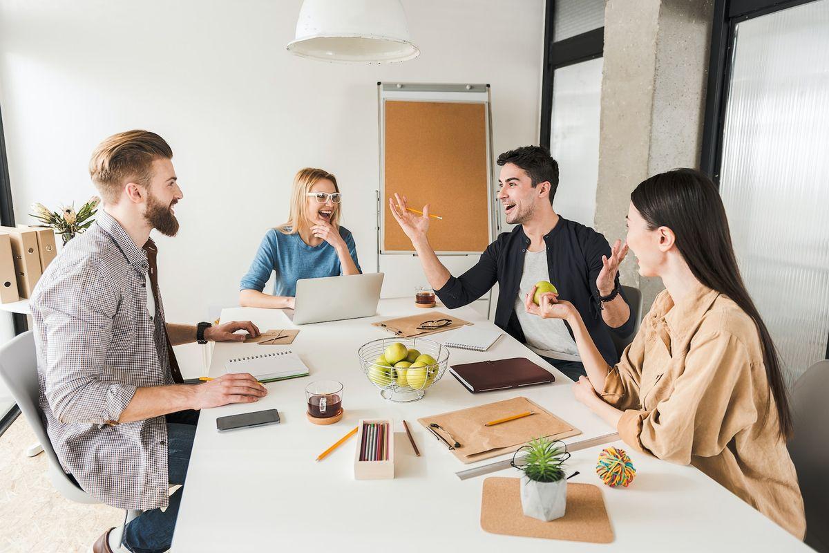 What does a sales expert do