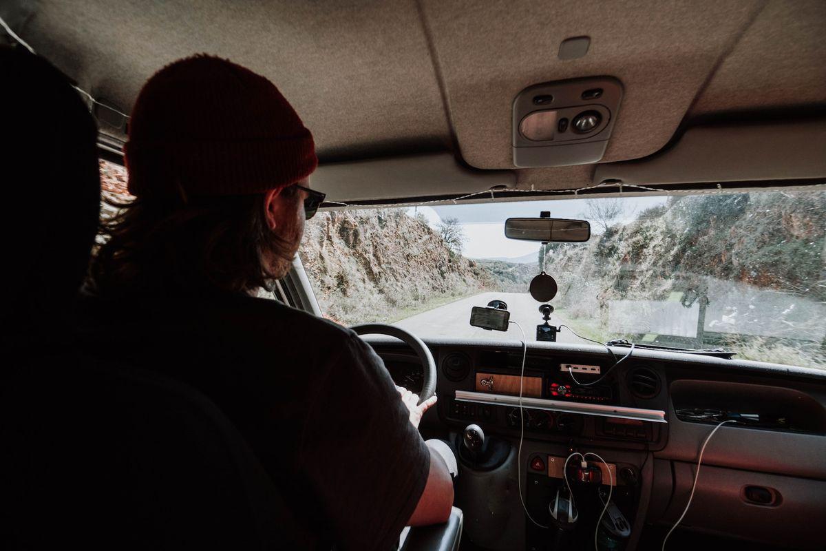 What does a fleet manager do