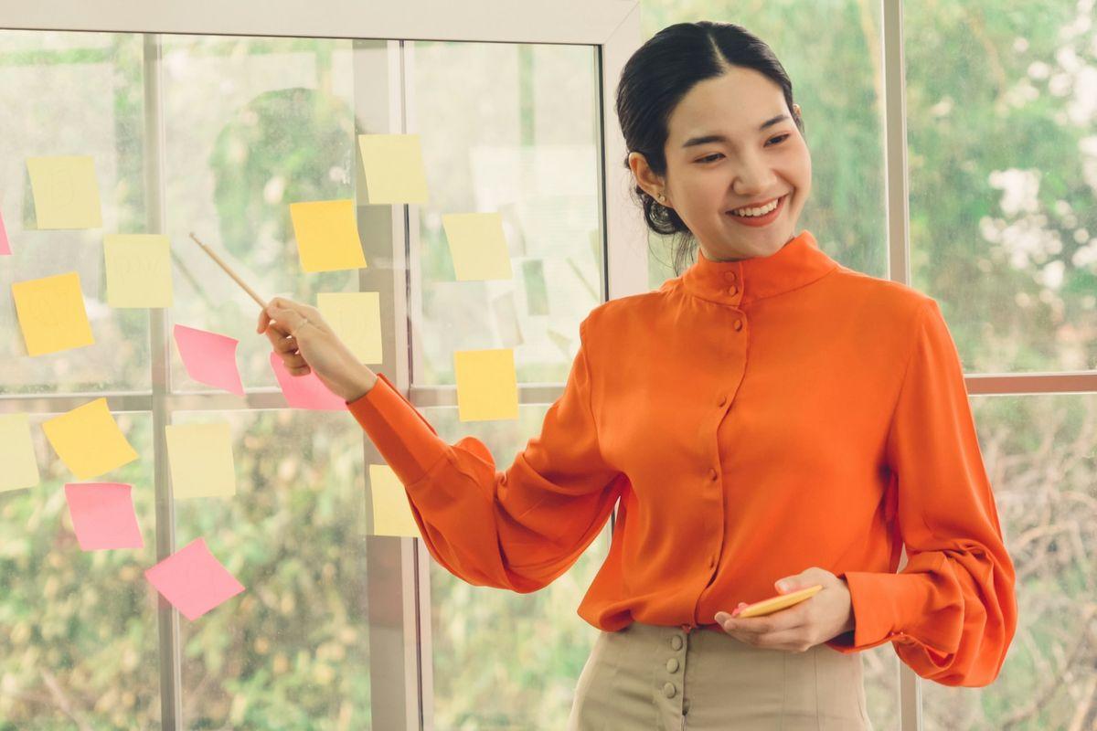 What does a business development director do